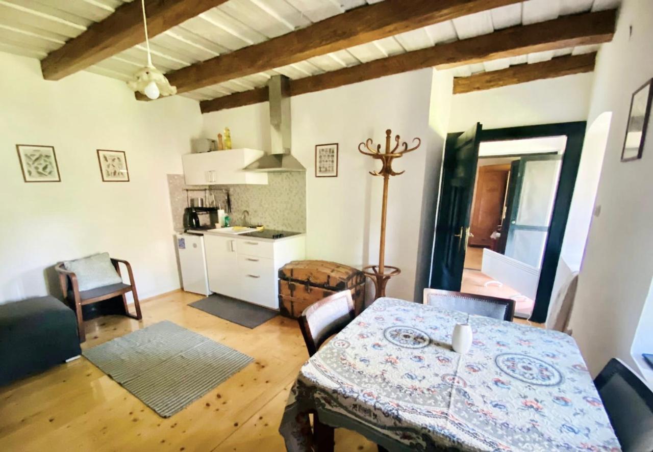 Lelle Vineyard Cottages Balatonlelle Exterior photo