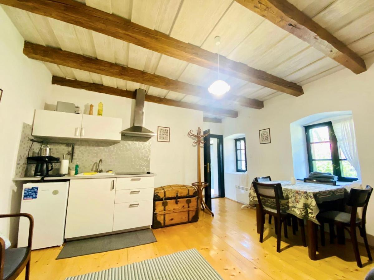 Lelle Vineyard Cottages Balatonlelle Exterior photo